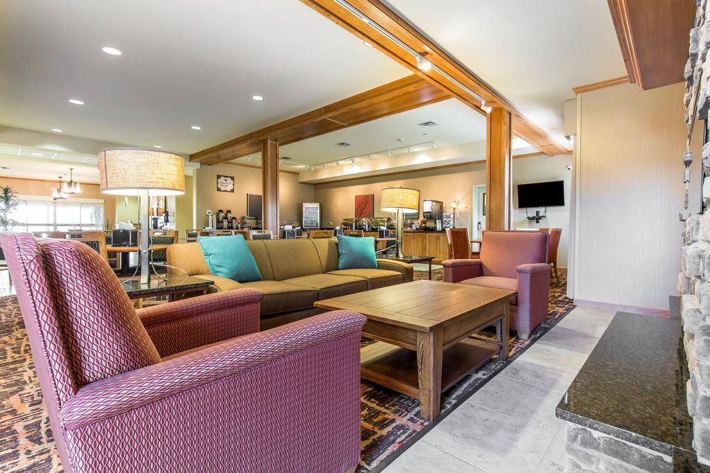 Mainstay Suites Sidney - Medical Center Экстерьер фото